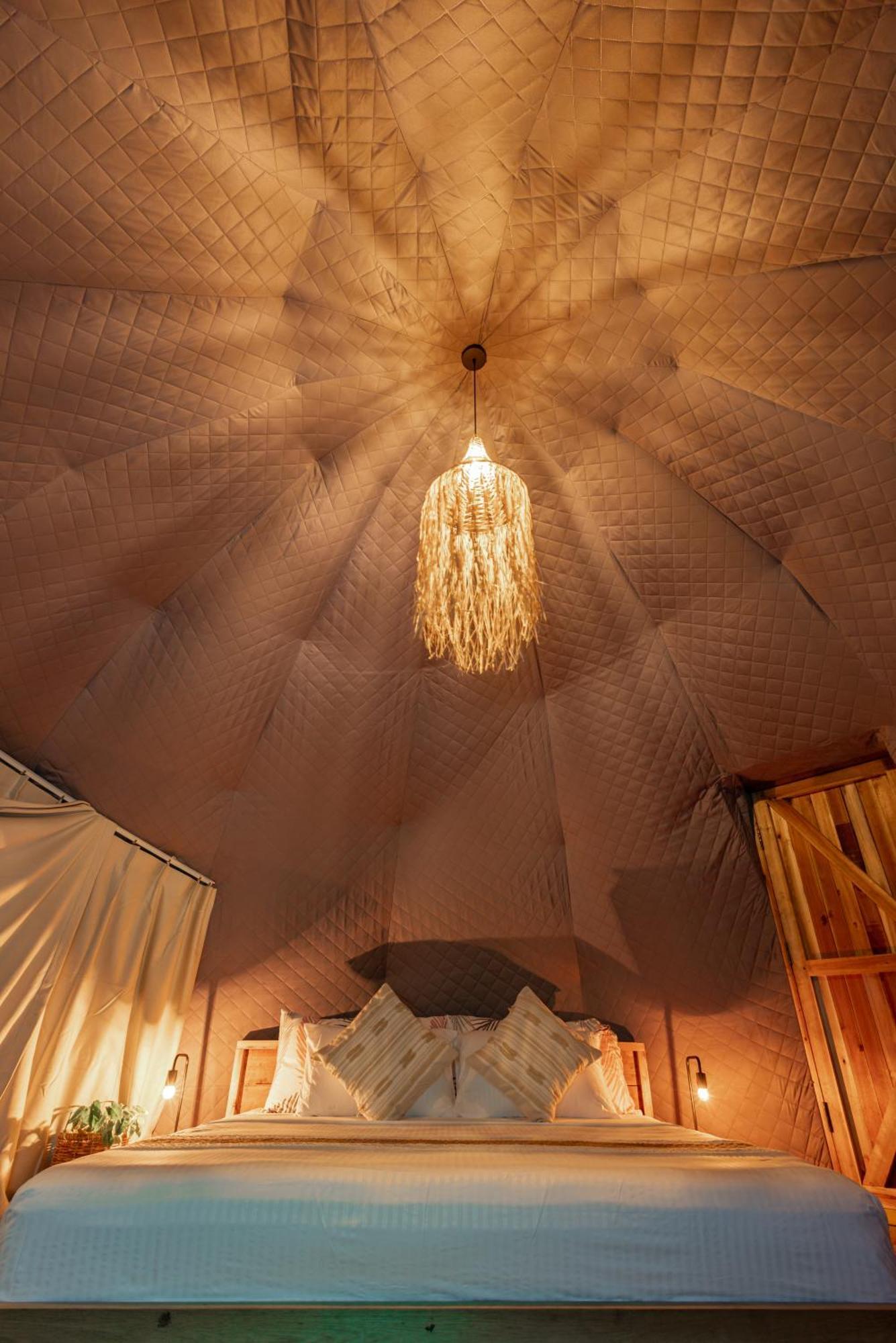Domes And Dreams Lio Glamping Hotel Ел Нидо Екстериор снимка